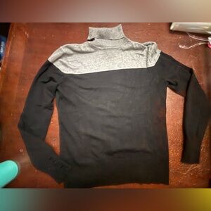 Cable and gauge two tone black gray turtleneck sweater light preppy fit xl